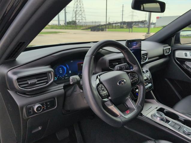 used 2023 Ford Explorer car, priced at $43,593