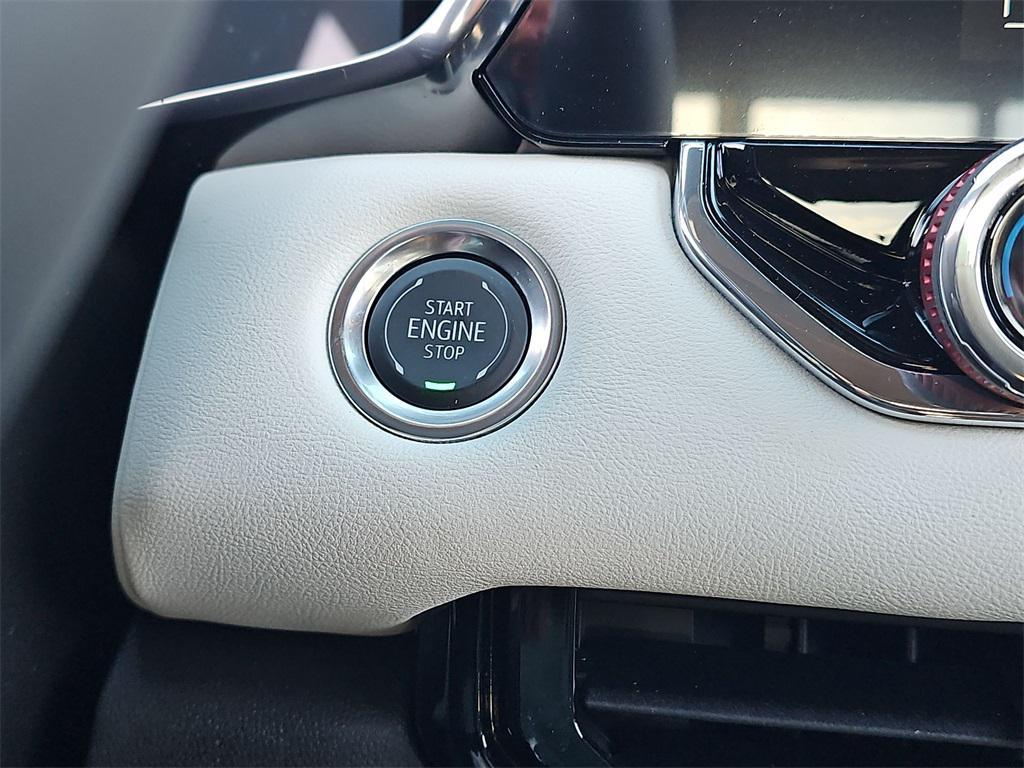new 2025 GMC Canyon car, priced at $51,004