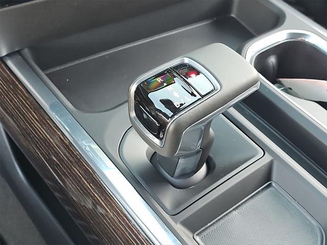 new 2025 GMC Sierra 1500 car, priced at $48,227
