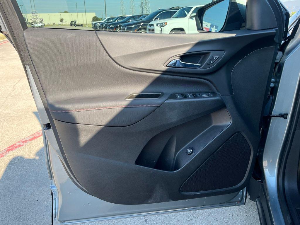 used 2024 Chevrolet Equinox car, priced at $24,981