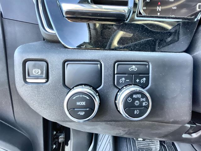 new 2025 GMC Sierra 1500 car, priced at $43,666