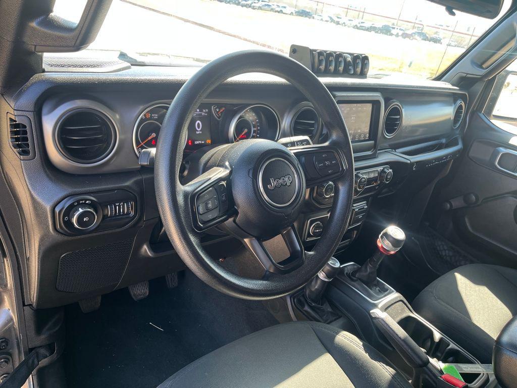 used 2022 Jeep Wrangler Unlimited car, priced at $26,113
