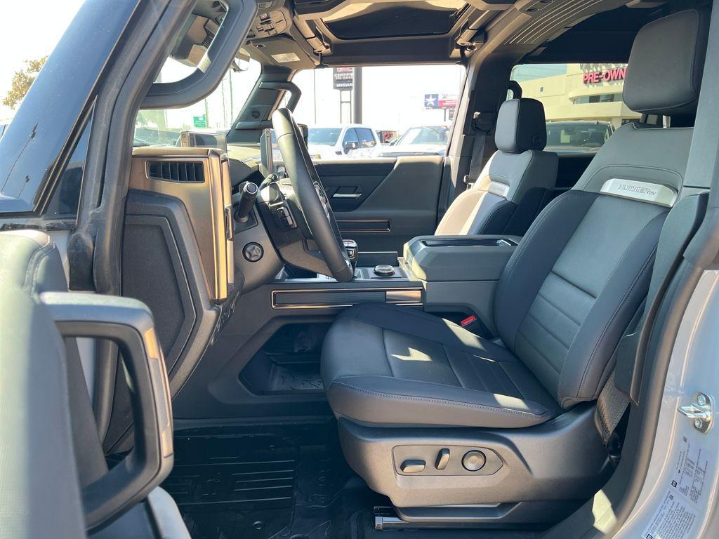 new 2025 GMC HUMMER EV Pickup car, priced at $93,753