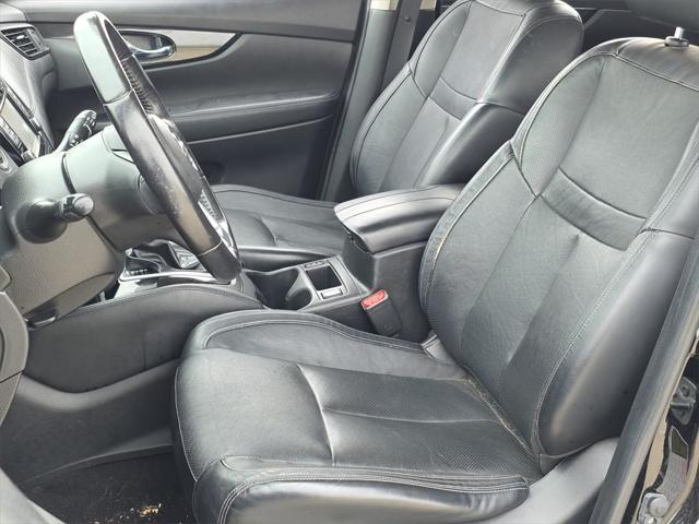 used 2017 Nissan Rogue car, priced at $15,367