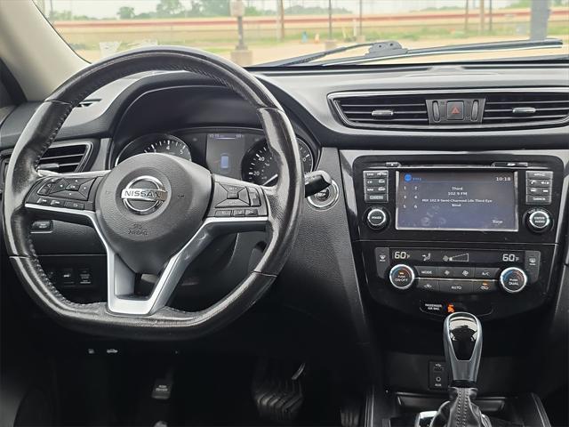 used 2017 Nissan Rogue car, priced at $15,367