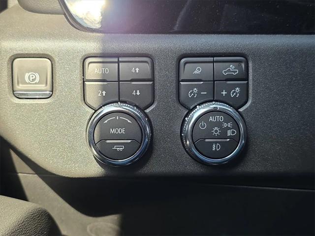 new 2025 GMC Sierra 1500 car, priced at $54,561