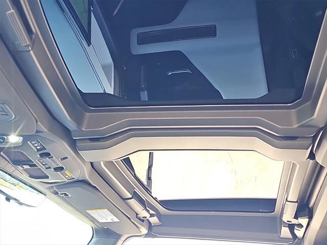new 2025 GMC HUMMER EV Pickup car, priced at $87,530