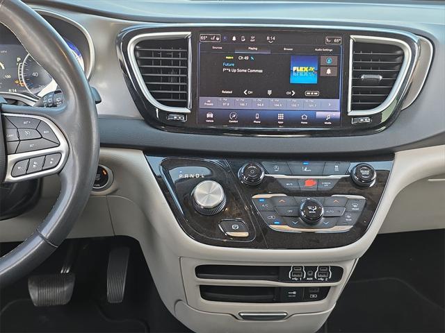 used 2022 Chrysler Pacifica car, priced at $17,348
