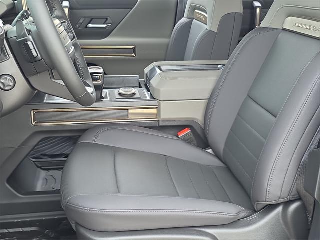 new 2025 GMC HUMMER EV Pickup car, priced at $88,273