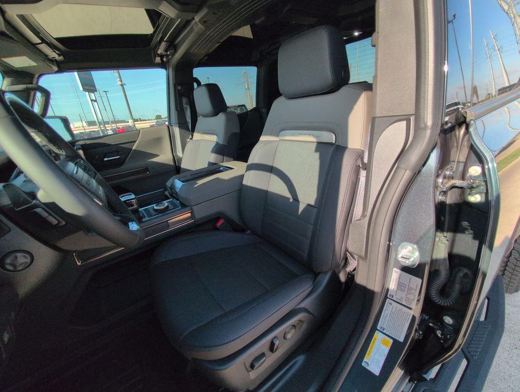 new 2025 GMC HUMMER EV Pickup car, priced at $94,182