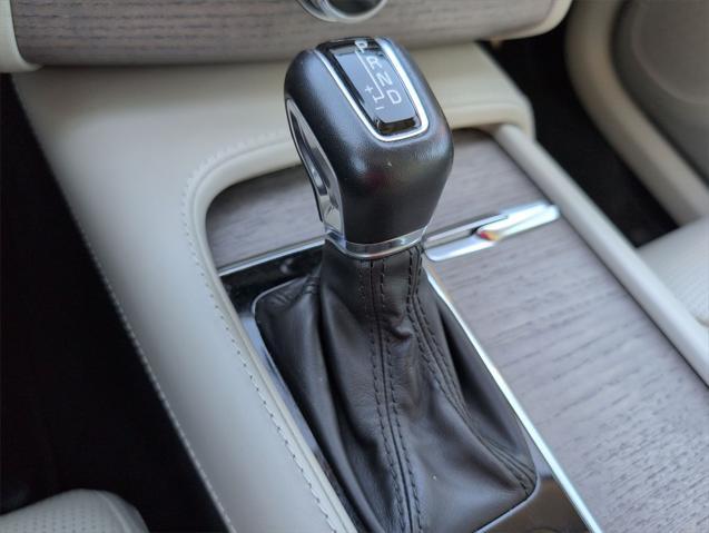 used 2021 Volvo XC90 car, priced at $28,224