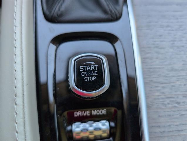 used 2021 Volvo XC90 car, priced at $28,224