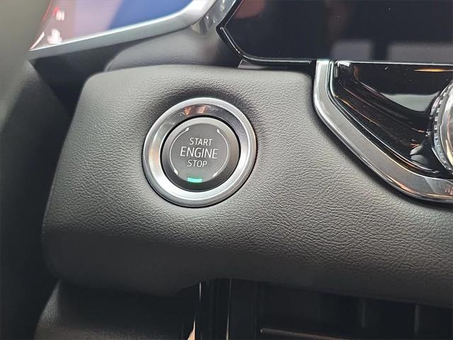 new 2025 GMC Canyon car, priced at $43,382