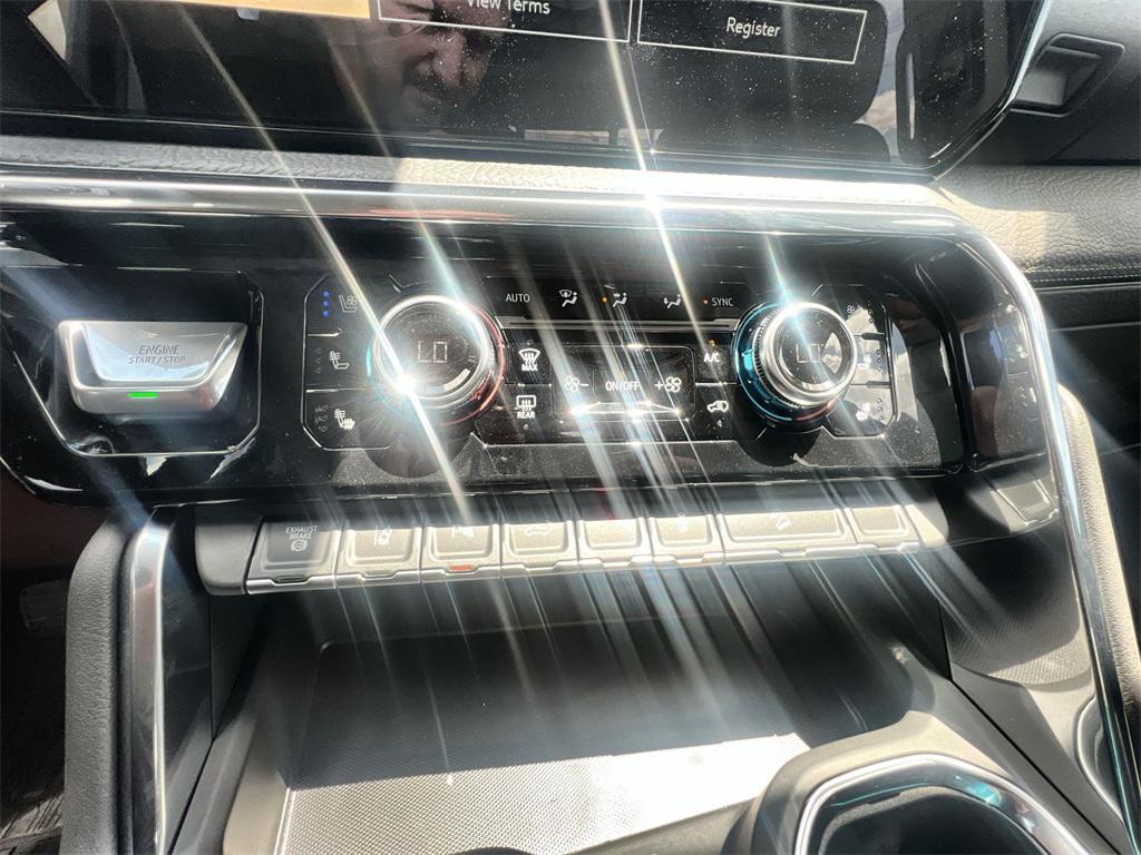 new 2025 GMC Sierra 2500 car, priced at $79,287