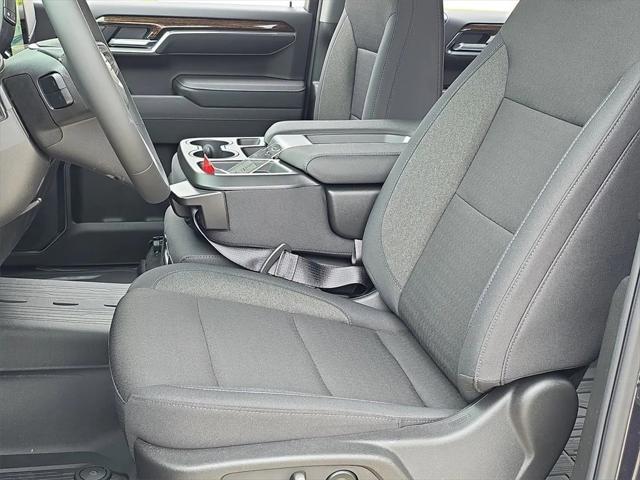 new 2025 GMC Sierra 1500 car, priced at $43,119