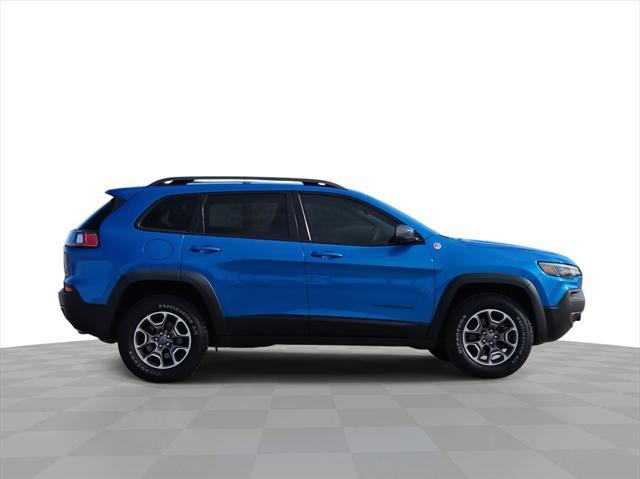 used 2020 Jeep Cherokee car, priced at $21,809