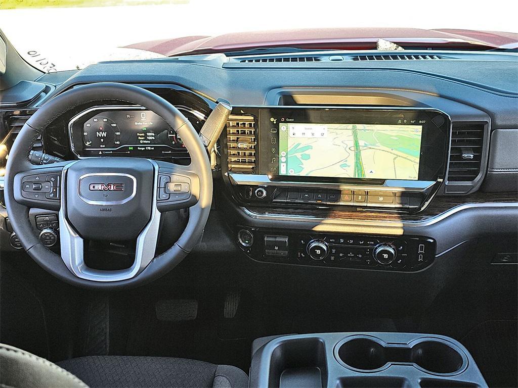 new 2025 GMC Sierra 1500 car, priced at $39,214