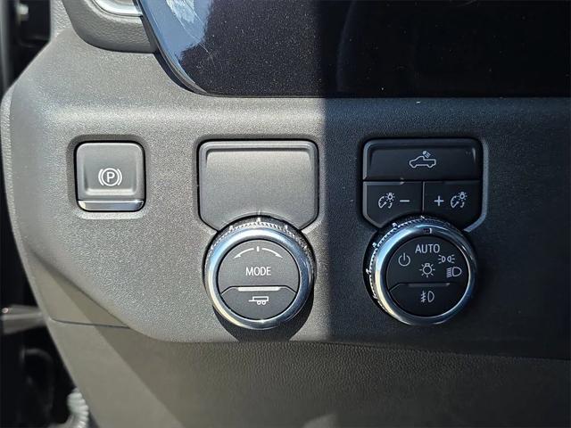 new 2025 GMC Sierra 1500 car, priced at $43,119