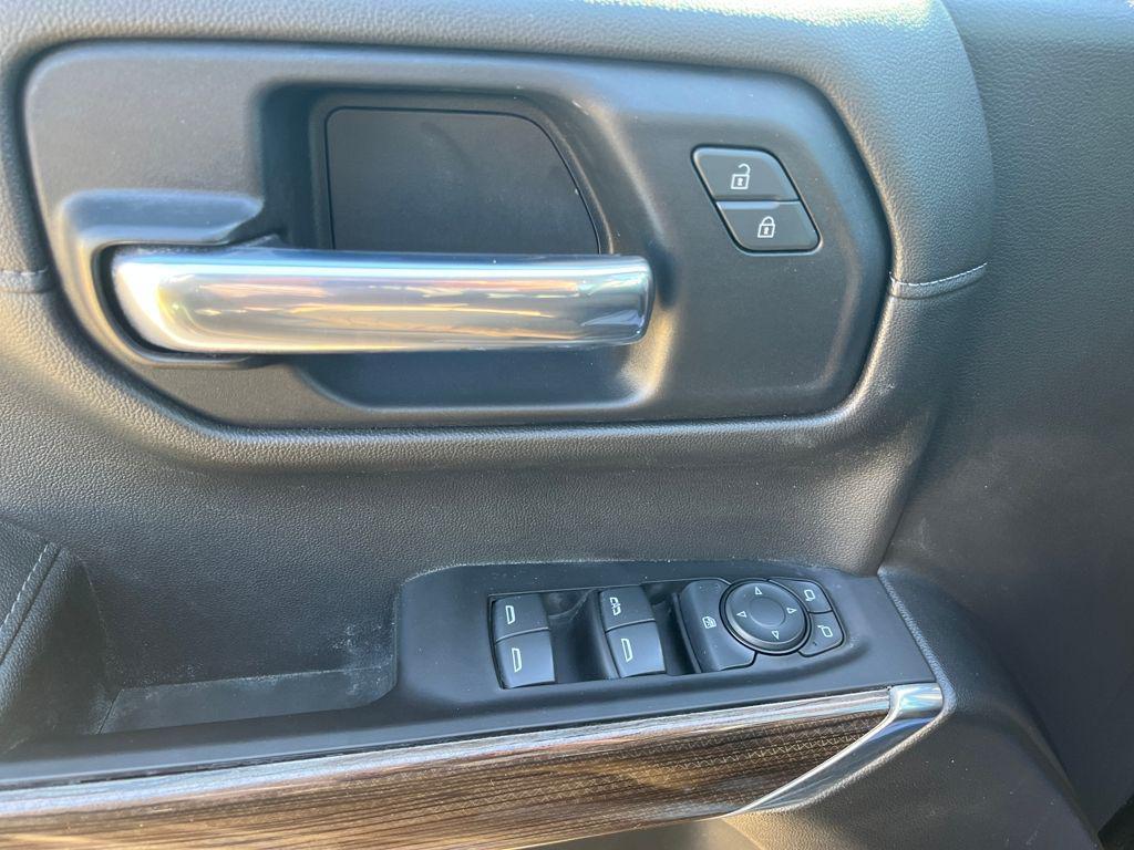 used 2022 Chevrolet Silverado 1500 car, priced at $39,199