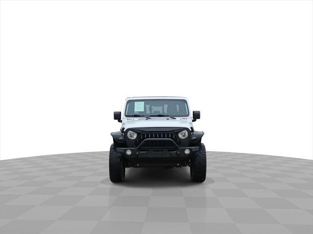 used 2020 Jeep Gladiator car, priced at $26,999