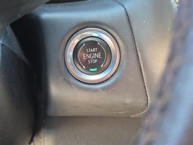 used 2022 GMC Yukon car, priced at $42,818