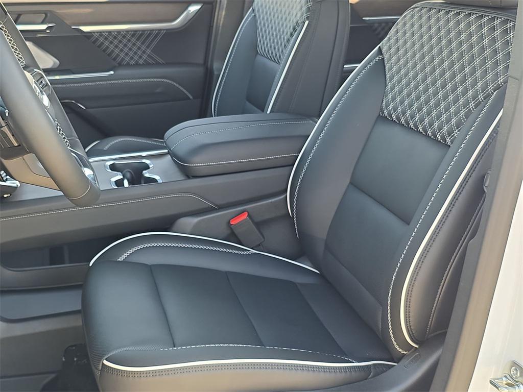 new 2025 GMC Acadia car, priced at $57,693