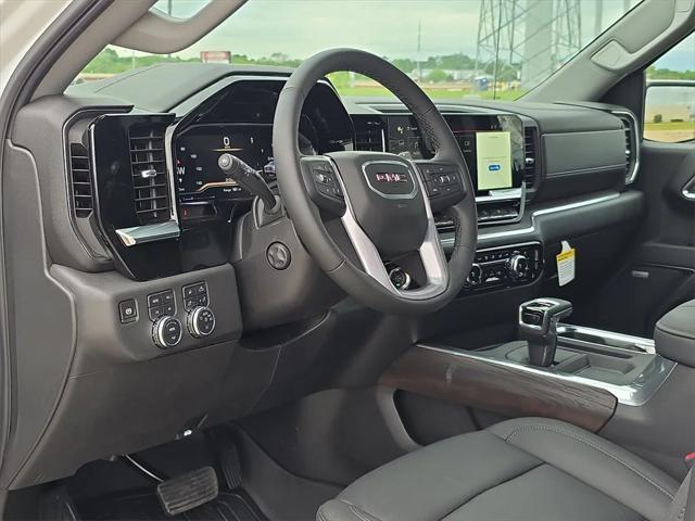 new 2025 GMC Sierra 1500 car, priced at $54,130