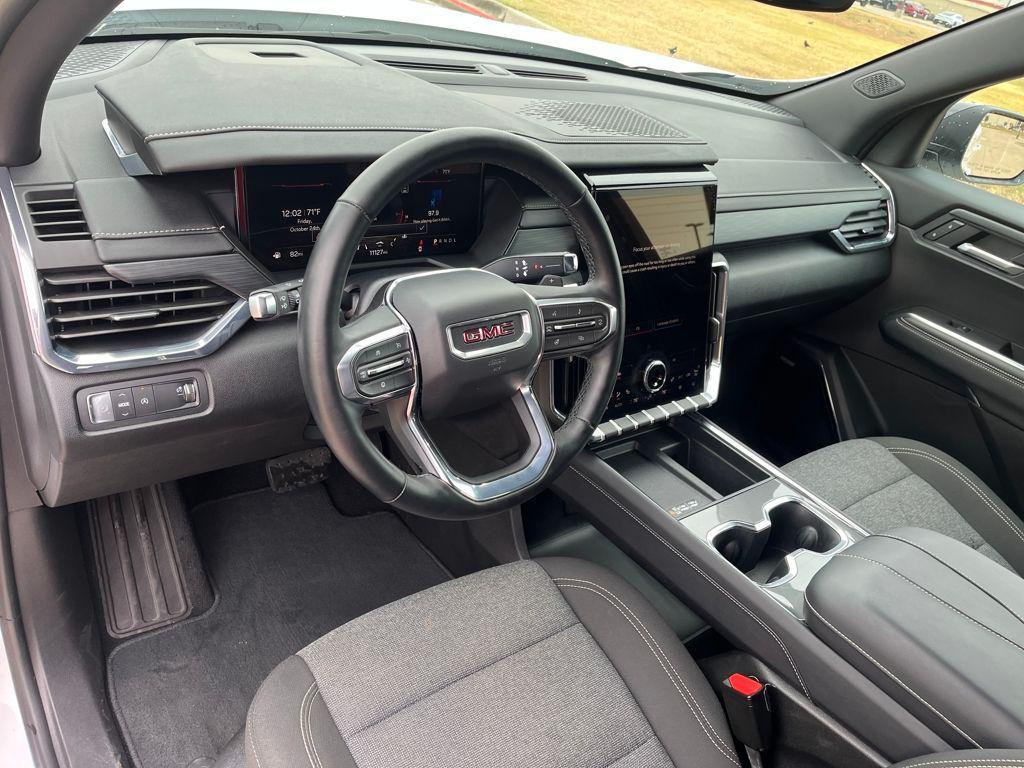 used 2025 GMC Acadia car, priced at $37,143