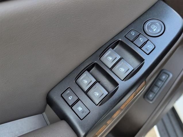 used 2020 GMC Yukon XL car, priced at $27,987