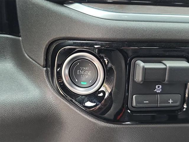 new 2025 GMC Sierra 1500 car, priced at $54,561
