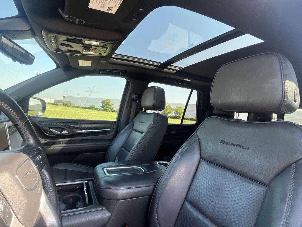 used 2021 GMC Yukon car, priced at $42,952
