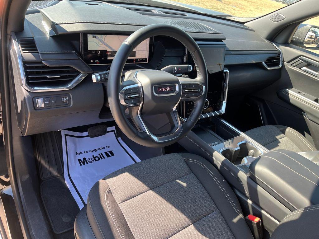 used 2025 GMC Acadia car, priced at $34,461