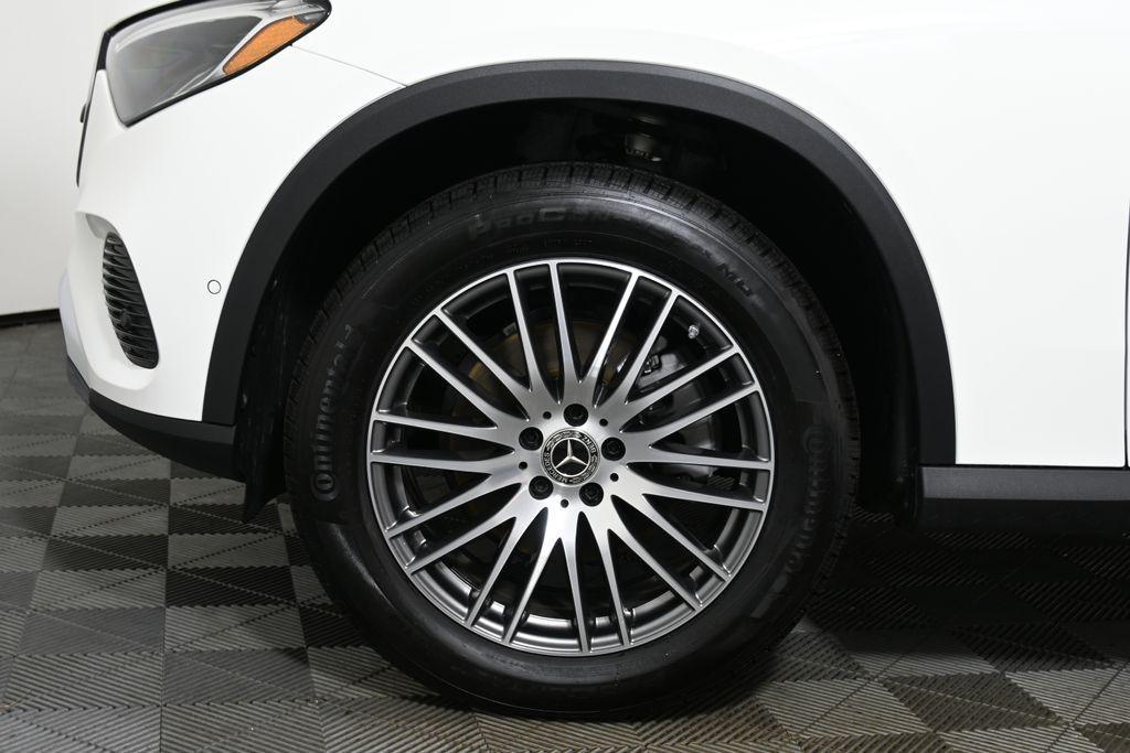 used 2025 Mercedes-Benz GLC 300 car, priced at $46,995