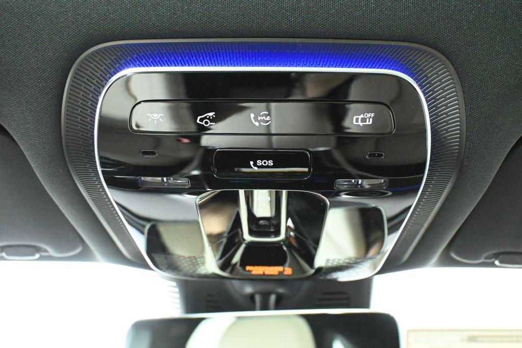 new 2025 Mercedes-Benz GLC 300 car, priced at $55,065