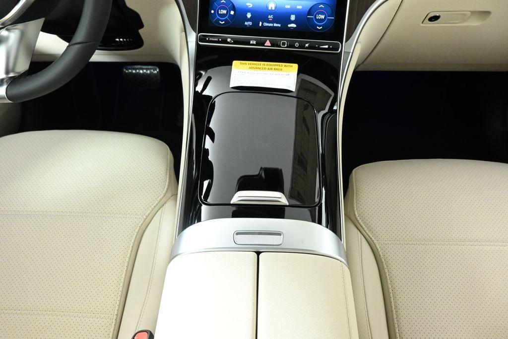 new 2025 Mercedes-Benz GLC 300 car, priced at $55,065
