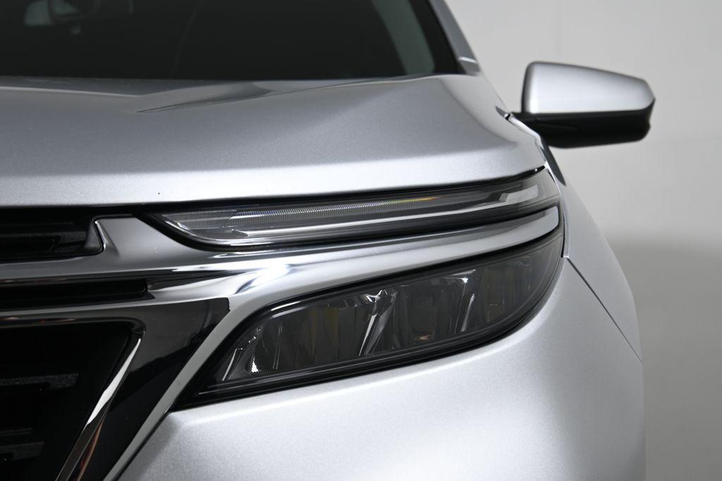 used 2022 Chevrolet Equinox car, priced at $21,495