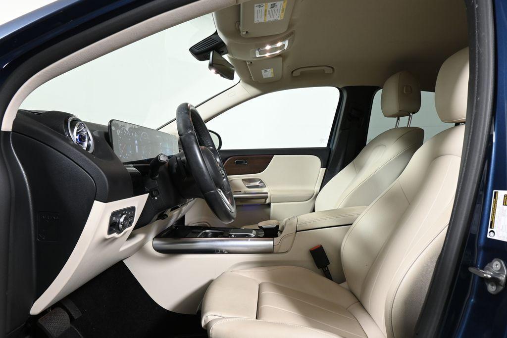 used 2022 Mercedes-Benz GLA 250 car, priced at $30,895