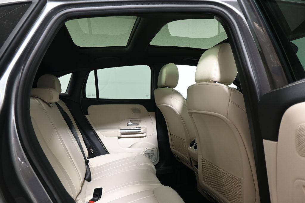 new 2026 Mercedes-Benz GLA 250 car, priced at $49,910