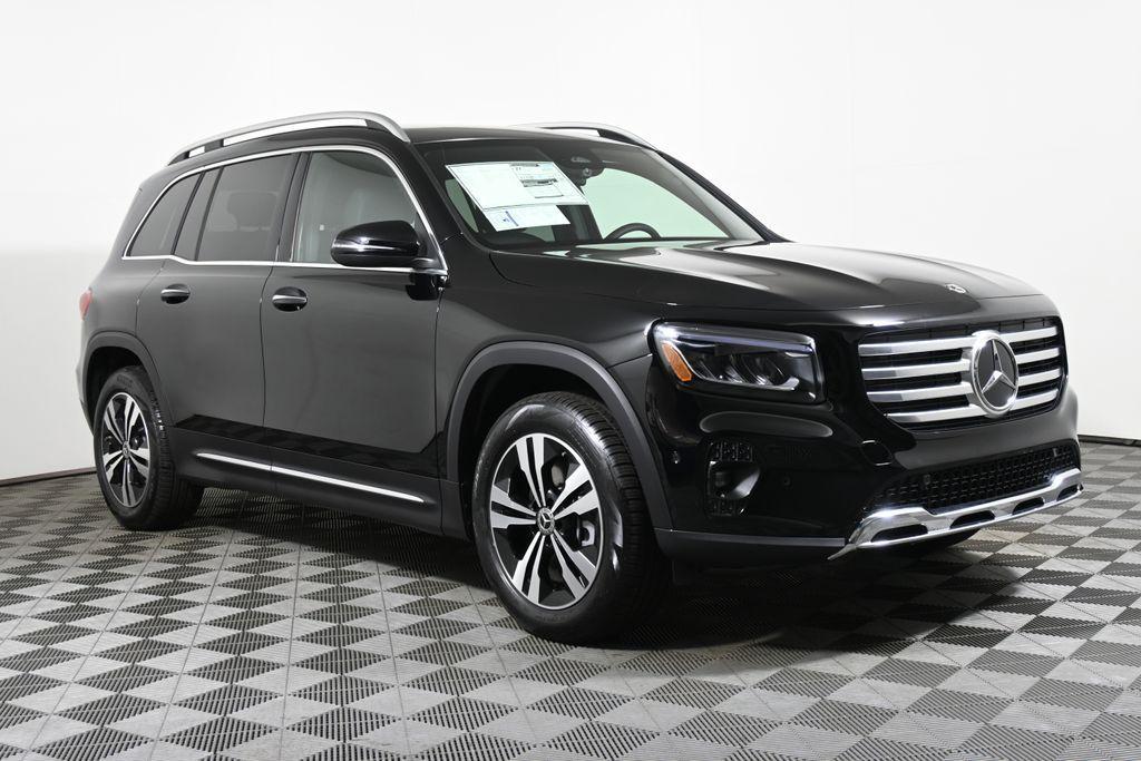 new 2025 Mercedes-Benz GLB 250 car, priced at $52,135
