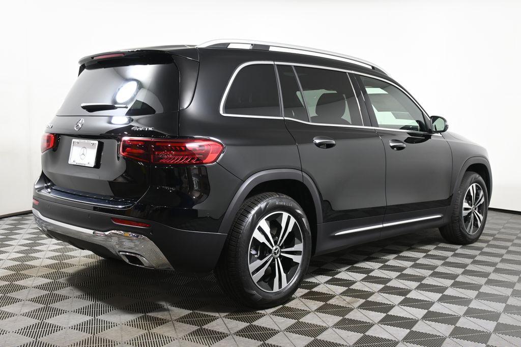 new 2025 Mercedes-Benz GLB 250 car, priced at $52,135