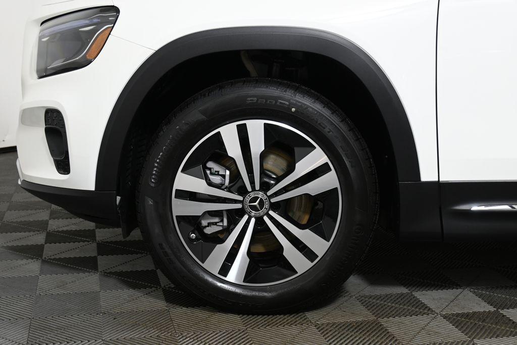 new 2025 Mercedes-Benz GLB 250 car, priced at $46,550