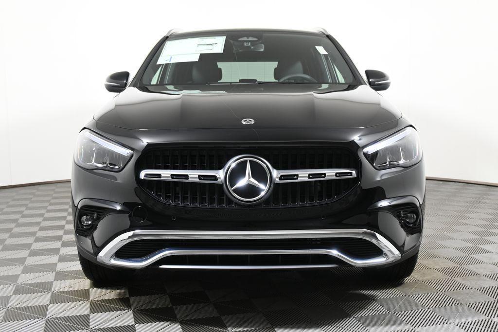 new 2025 Mercedes-Benz GLA 250 car, priced at $47,295