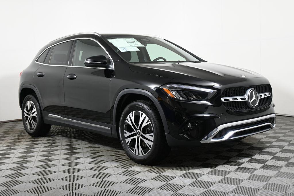 new 2025 Mercedes-Benz GLA 250 car, priced at $47,295
