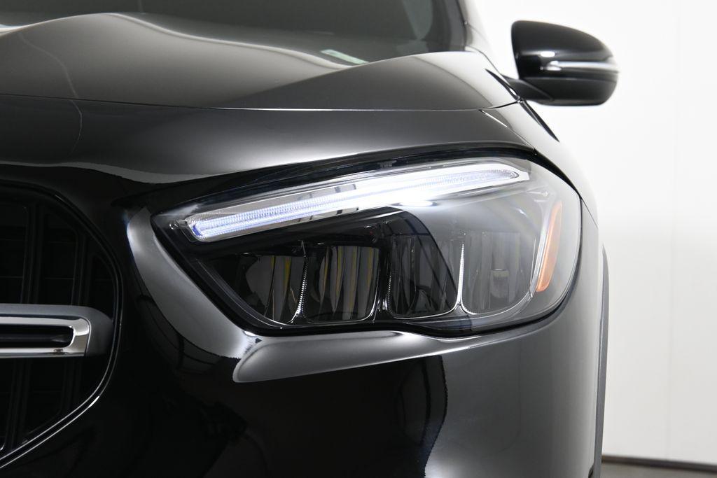 new 2025 Mercedes-Benz GLA 250 car, priced at $47,295