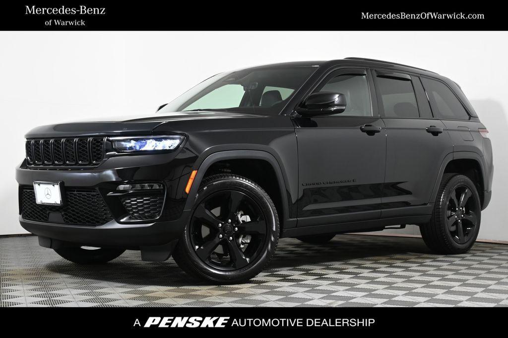 used 2025 Jeep Grand Cherokee car, priced at $42,495