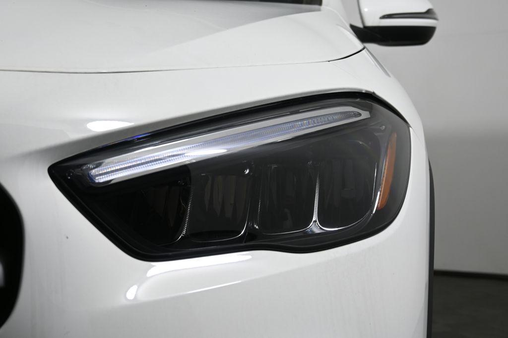 new 2025 Mercedes-Benz GLA 250 car, priced at $47,295