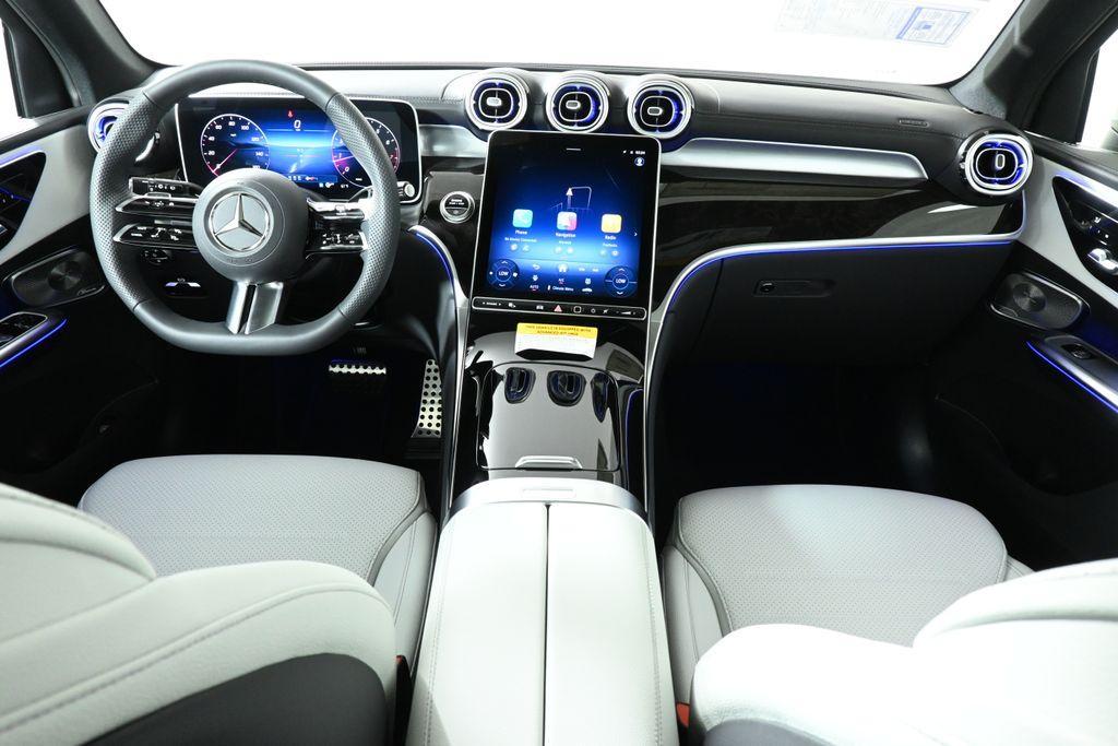 new 2025 Mercedes-Benz GLC 300 car, priced at $60,035