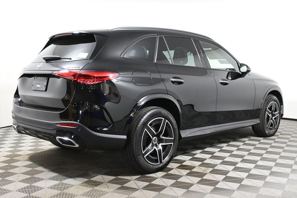 new 2025 Mercedes-Benz GLC 300 car, priced at $60,035