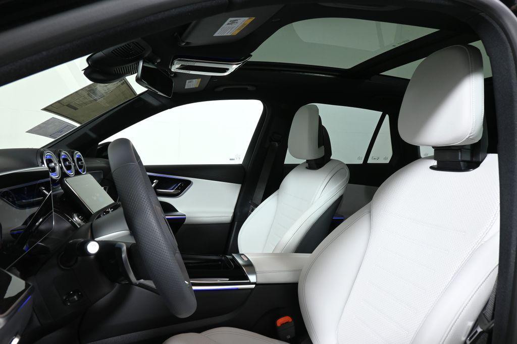 new 2025 Mercedes-Benz GLC 300 car, priced at $60,035