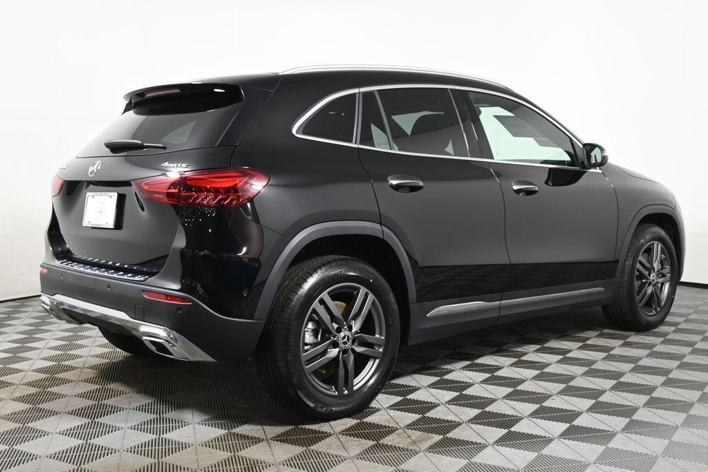 new 2025 Mercedes-Benz GLA 250 car, priced at $47,295